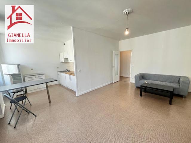 Location Appartement 3 pièces 66 m2 Saint Etienne