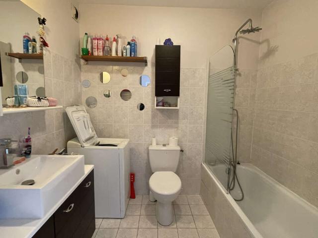 Location appartement 3 pièces 66 m² Luc la Primaube 12450