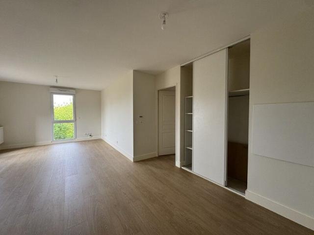 Location Appartement 3 Pièces 66 m²