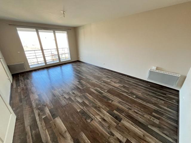 Location Appartement 3 pièces 66m²