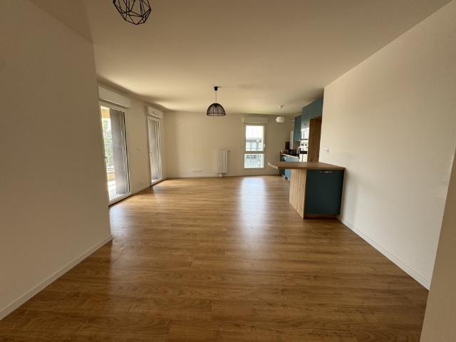 Location Appartement 3 pièces 66m²