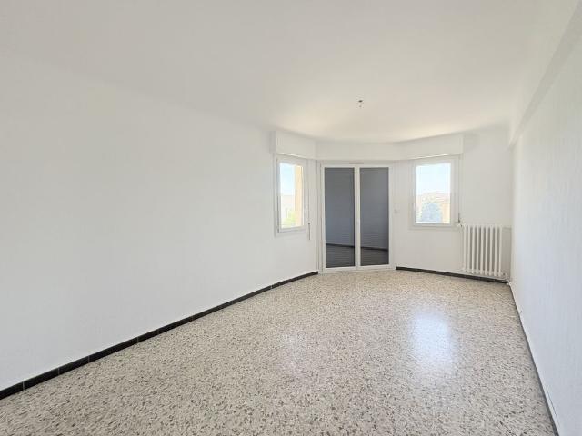 Location Appartement 3 pièces 66m² CAGNES SUR MER 06800