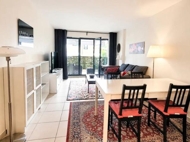 Location Appartement 3 pièces 66m² CANNES 06400