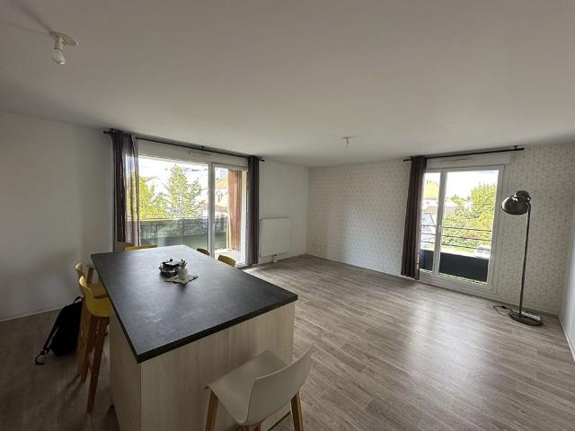 Location Appartement 3 pièces 66m² OSTWALD 67540