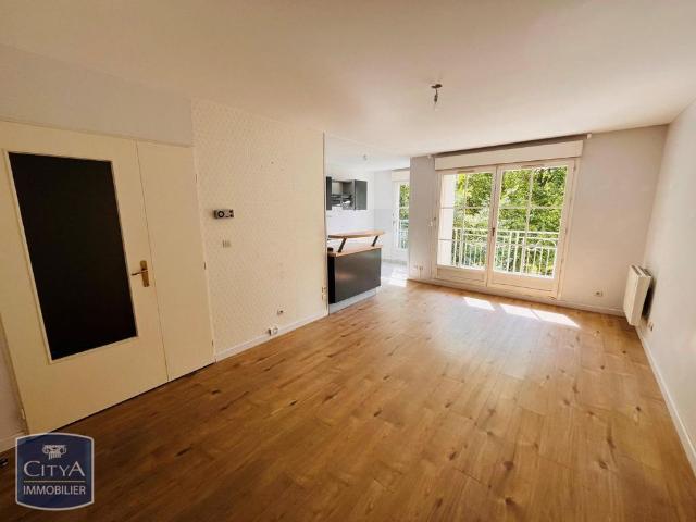 Location Appartement 3 pièces 66m² LILLE 59000