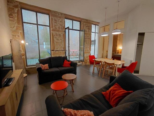 Location Appartement 3 pièces 66m² LYON 6ème