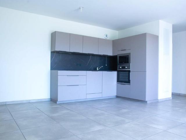 Location Appartement 3 pièces 66m² MEYLAN 38240