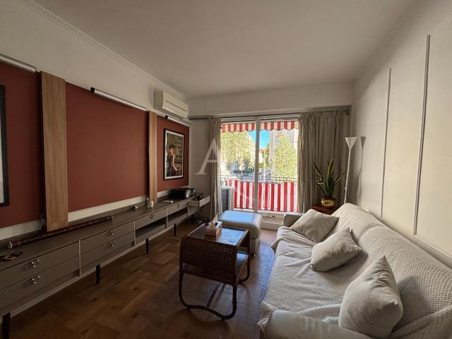 Location Appartement 3 pièces 66m² NICE 06000