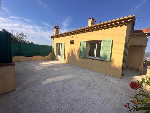 Location Appartement 3 pièces 66m² NICE 06000