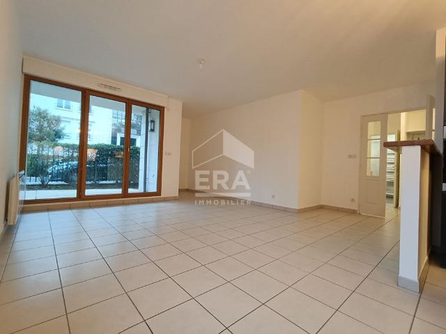 Location Appartement 3 pièces 66m² ST CYR SUR LOIRE 37540