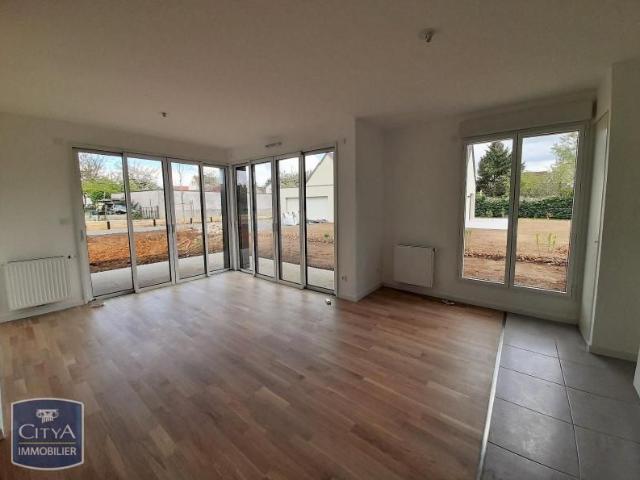 Location Appartement 3 pièces 66m² ST CYR SUR LOIRE 37540
