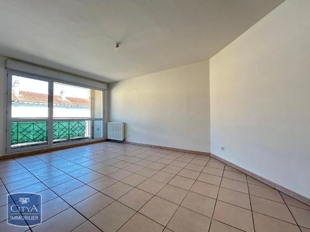 Location Appartement 3 pièces 66m² VILLEFRANCHE SUR SAONE 69400