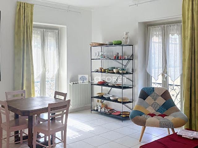 Location Appartement 3 pièces 68.55 m2 Nimes
