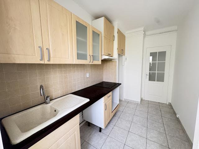 Location Appartement 3 pièces 68.63 m2 Marseille 7ème