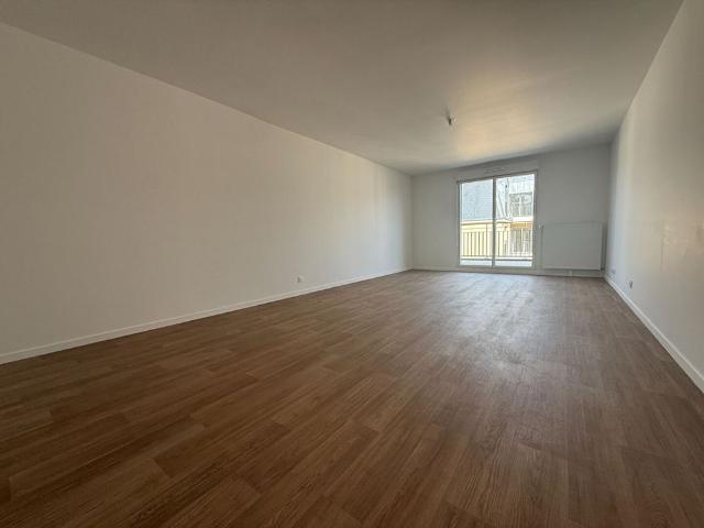 Location appartement 3 pièces, 68.93m², Dourdan