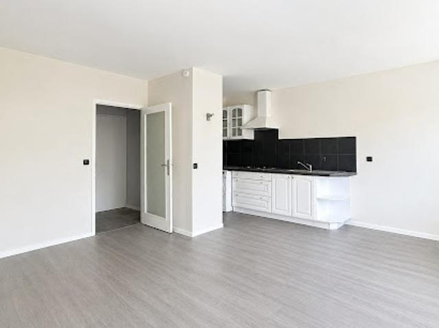 Location Appartement 3 pièces 68.91 m2 Pau