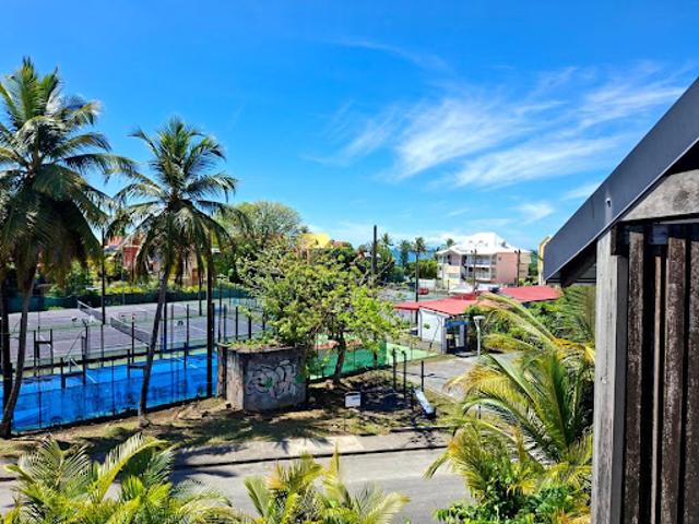 Location Appartement 3 pièces 68.29 m2 Le gosier