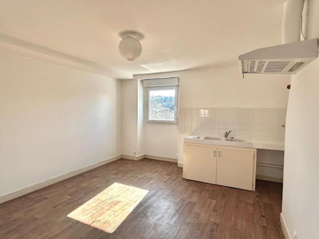 Location Appartement 3 pièces 68 m2 Vergt