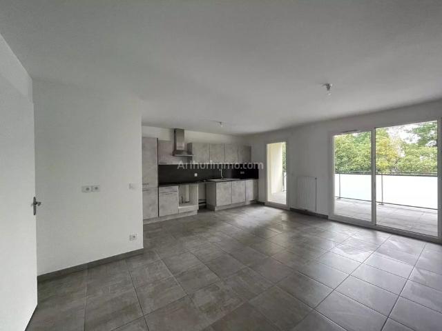 Location Appartement 3 pièces 68 m2 à Ruy Montceau