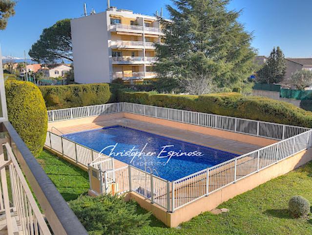 Location Appartement 3 pièces 68 m2 Antibes