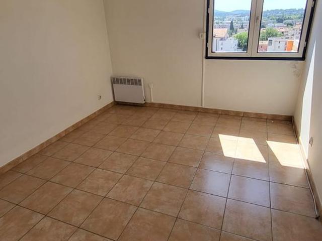 Location Appartement 3 pièces 68m²