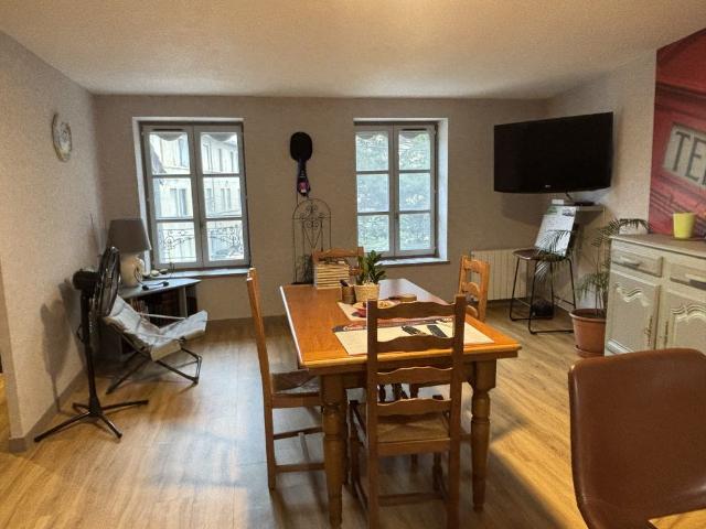 Location Appartement 3 pièces 68m² CHARLIEU 42190