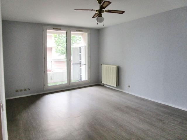 Location Appartement 3 pièces 68m² CRETEIL 94000