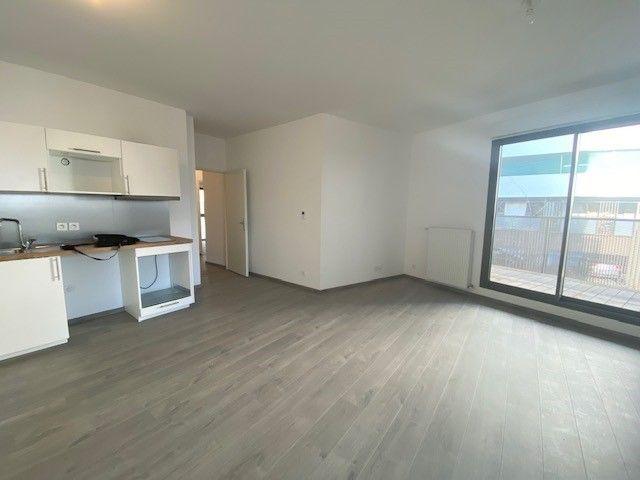Location Appartement 3 pièces 68m² BORDEAUX 33100
