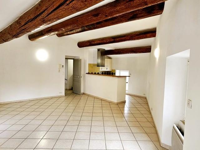 Location Appartement 3 pièces 68m² GONFARON 83590