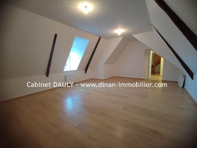 Location Appartement 3 pièces 68m² DINAN 22100