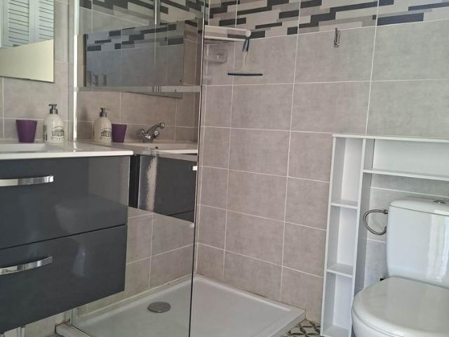 Location Appartement 3 pièces 68m² ST GILLES 30800