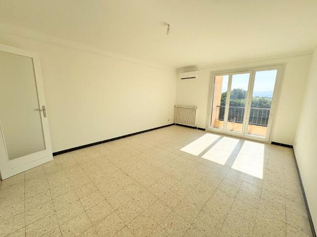 Location appartement 3 pièces, 69.58m², Perpignan