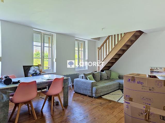 Location Appartement 3 pièces 69.8 m2 Saint Quentin