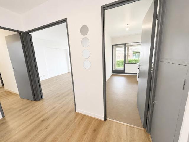 Location Appartement 3 pièces 69.97 m2 La Madeleine