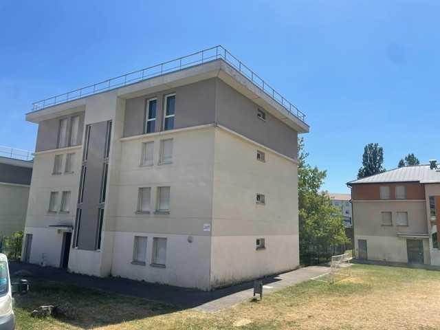 Location: Appartement 3 pièces 69 m2 – BESANCON