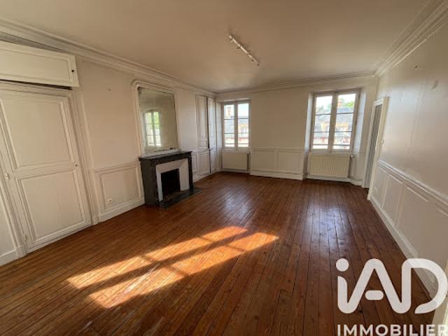 Location Appartement 3 pièces 69 m2 Fontainebleau