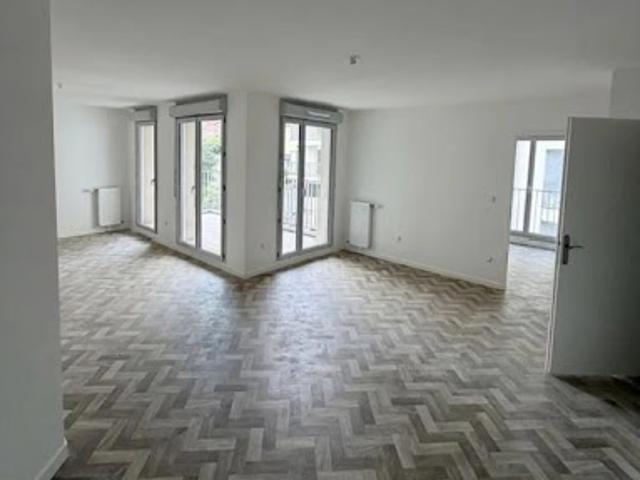 Location Appartement 3 pièces 69 m2 Mantes la Jolie