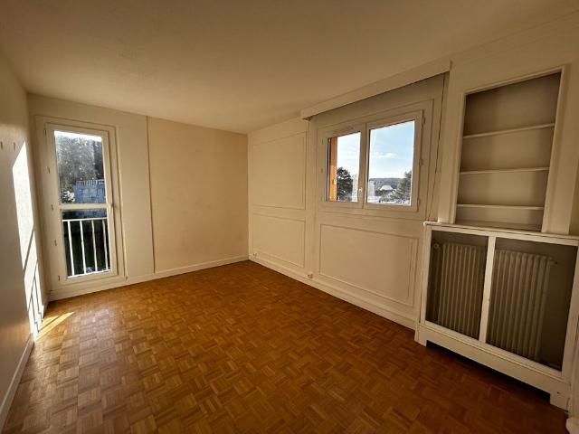 Location Appartement 3 pièces 69m²
