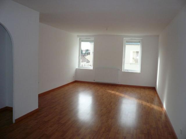 Location Appartement 3 pièces 69m²