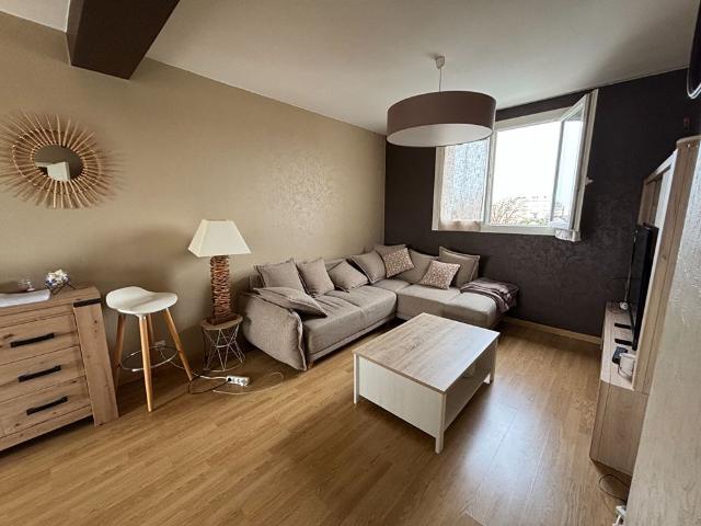 Location Appartement 3 pièces 69m²
