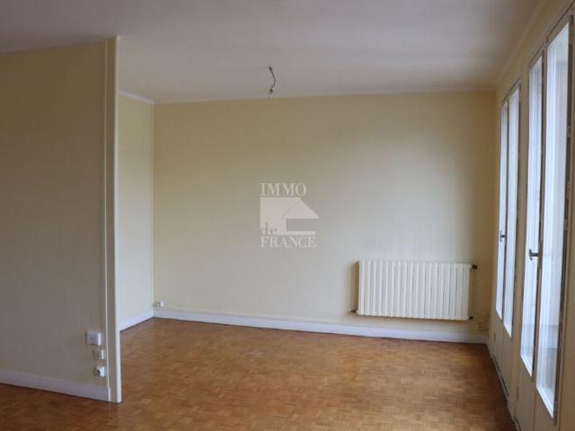 Location Appartement 3 pièces 69m²