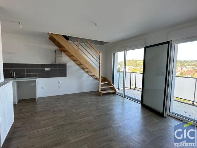 Location Appartement 3 pièces 69m²