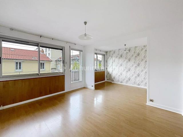 Location Appartement 3 pièces 69m² CLERMONT FERRAND 63000