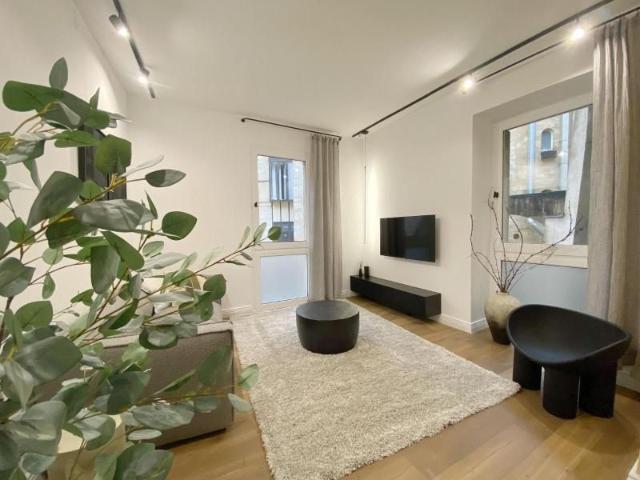 Location Appartement 3 pièces 69m² BORDEAUX 33000