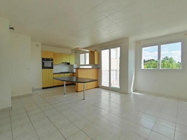 Location Appartement 3 pièces 69m² LOUDUN 86200
