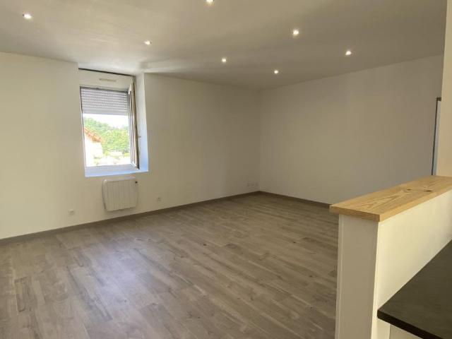 Location Appartement 3 pièces 69m² LE CREUSOT 71200