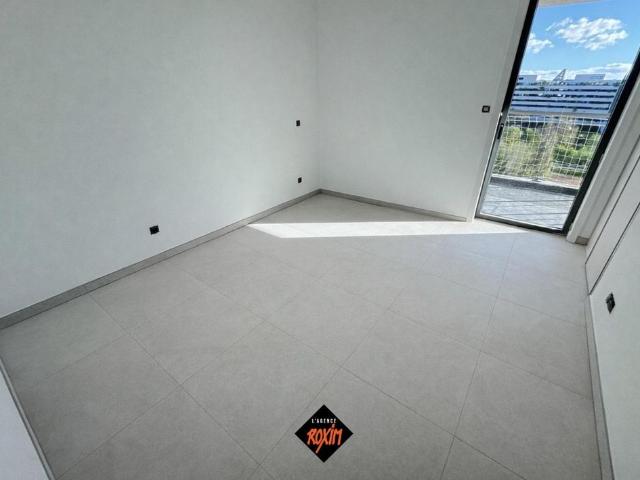 Location Appartement 3 pièces 69m² MONTPELLIER 34000