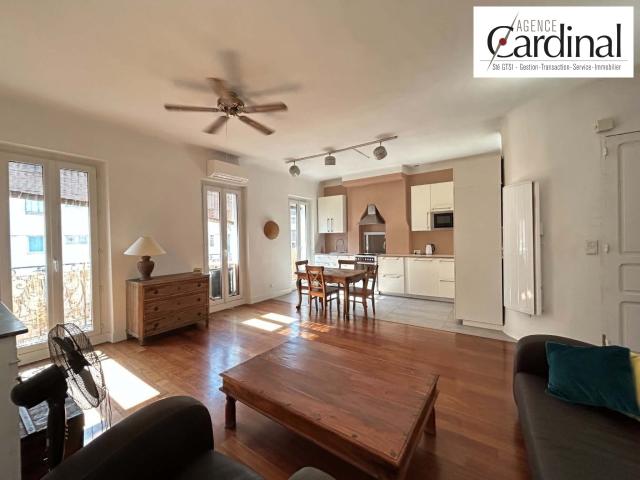 Location Appartement 3 pièces 69m² MARSEILLE 4ème