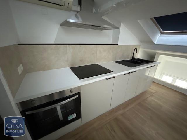 Location Appartement 3 pièces 69m² MARSEILLE 7ème