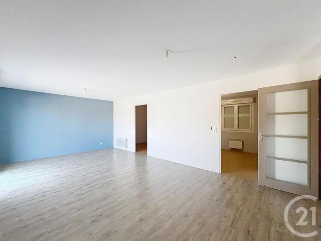 Location Appartement 3 pièces 69m² ST ANDRE LES VERGERS 10120